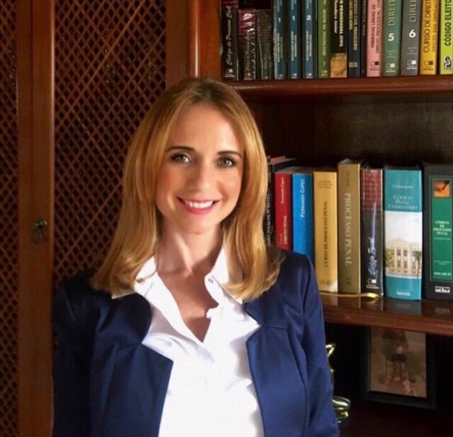 Juliana Christovam João - Registradora Civil no Cartório de Registro Civil das Pessoas Naturais, Interdições e Tutelas de Descalvado - Estado de São Paulo